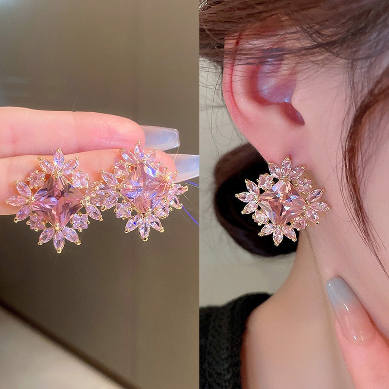 Anting Bentuk Bunga Geometris Persegi Aksen Berlian Imitasi Gaya Korea