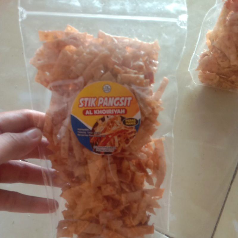 

Stik pangsit rasa pedas manis 6 k
