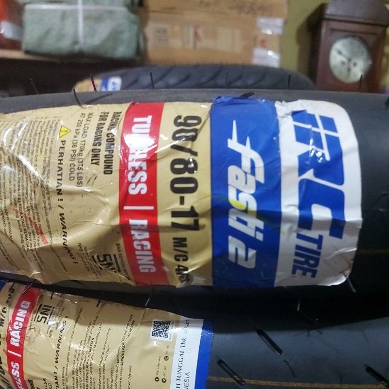 Ban IRC Fasti 2 ukuran 90 80 ring 17 softcompond ban IRC Fasti2 tubeless 90/80 17