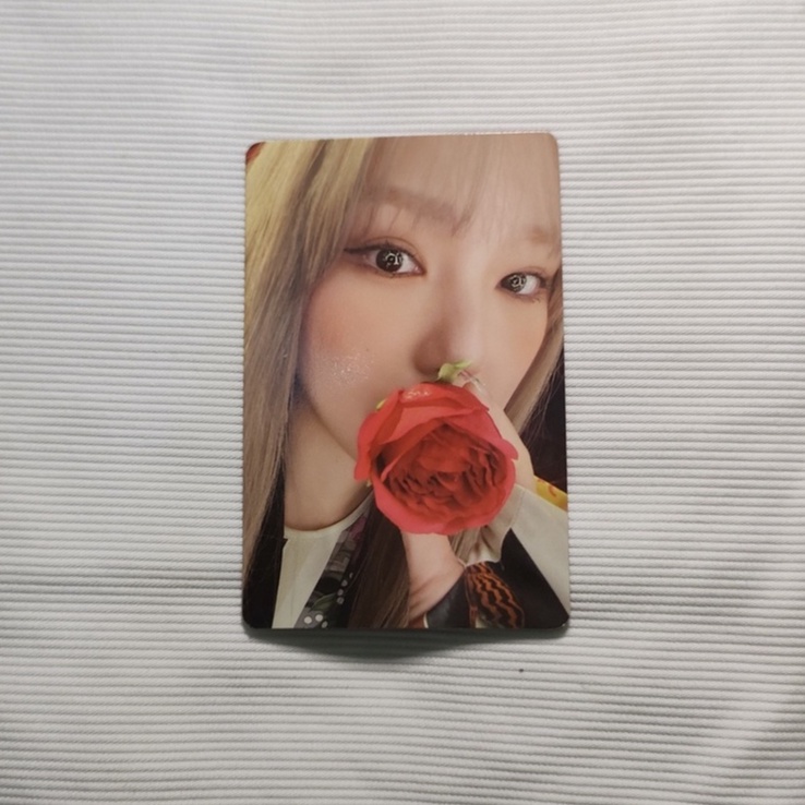 [READY STOCK] YERIN FIRST MINI ALBUM - ARIA / JUNG YERIN PHOTOCARD / Yerin 1st Mini album ARIA Photo