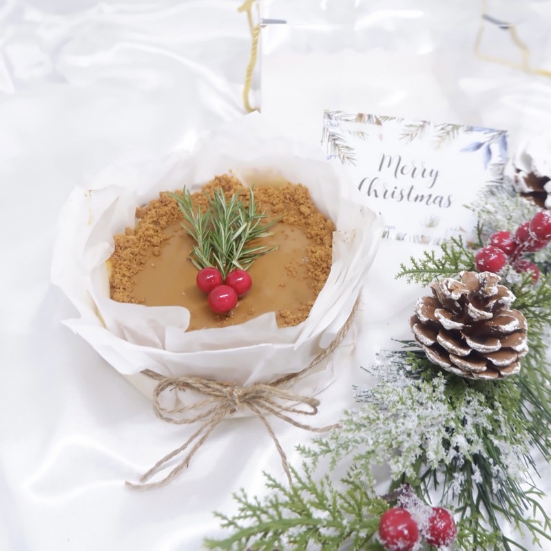 

Hampers Kue Natal Baqsque Burnt Cheesecake (BISCOFF)