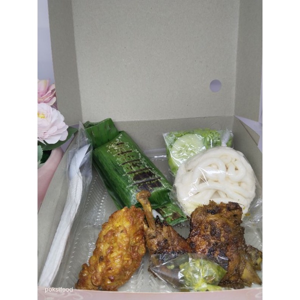 

Nasi bakar/nasi box/ naso kotak