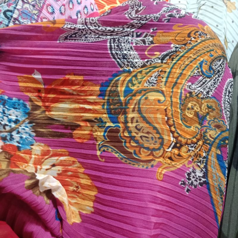 Kain plisket  - Kain plisket Premium - Kain Ceruty Motif - Bahan Ceruty Meteran - Kain Ceruty Motif 