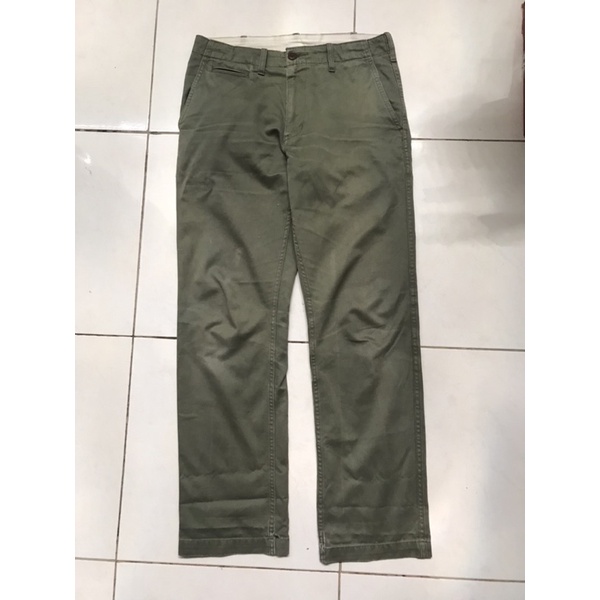 uniqlo chino green