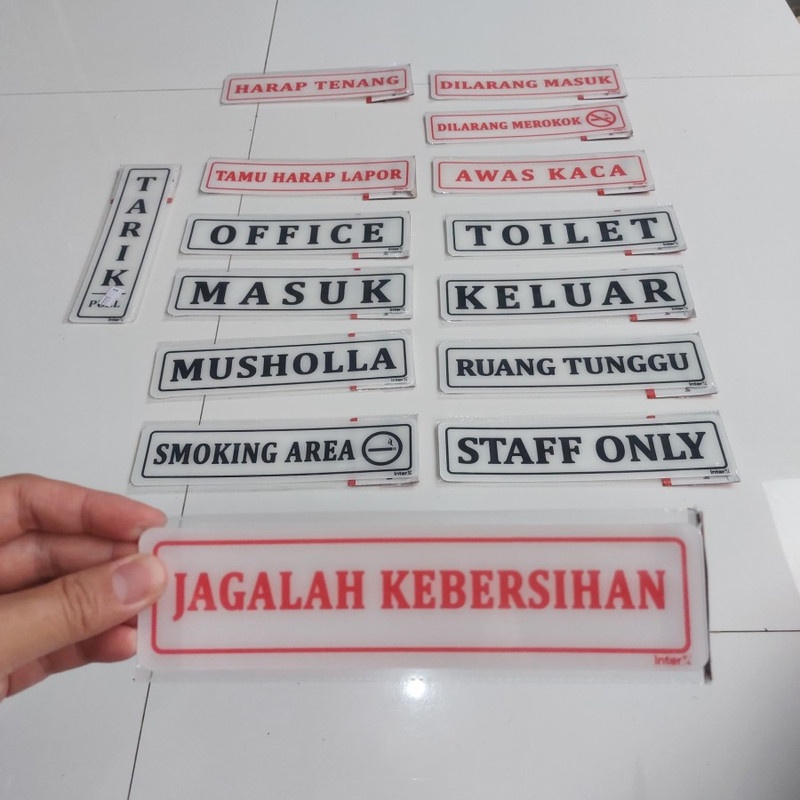 

1 BUAH Sign Akrilik Tulisan JAGA KEBERSIHAN Bahan PP 5x20cm