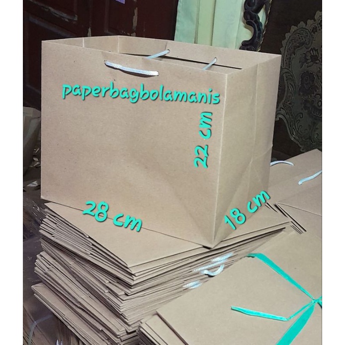 

isi 12 paper bag 28x18 tas kertas tas souvenir polos