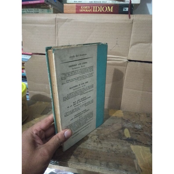 Buku Import ESSAYS ON THE SOCIOLOGY OF CULTURE BY karl Mannheim