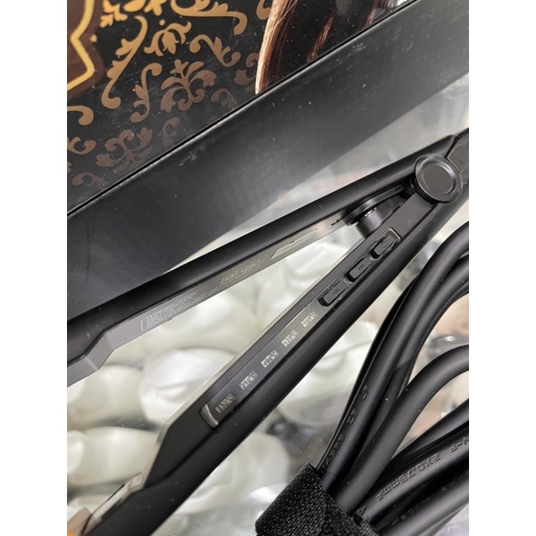 Megumi Ionic Hair Straightener MG41 Catok Flat