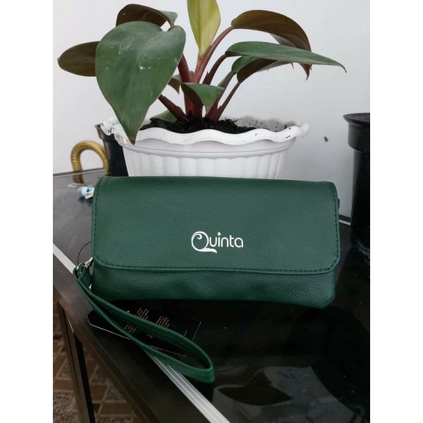 Tania pouch slingbag/dompet hp/Tania Quinta recommended