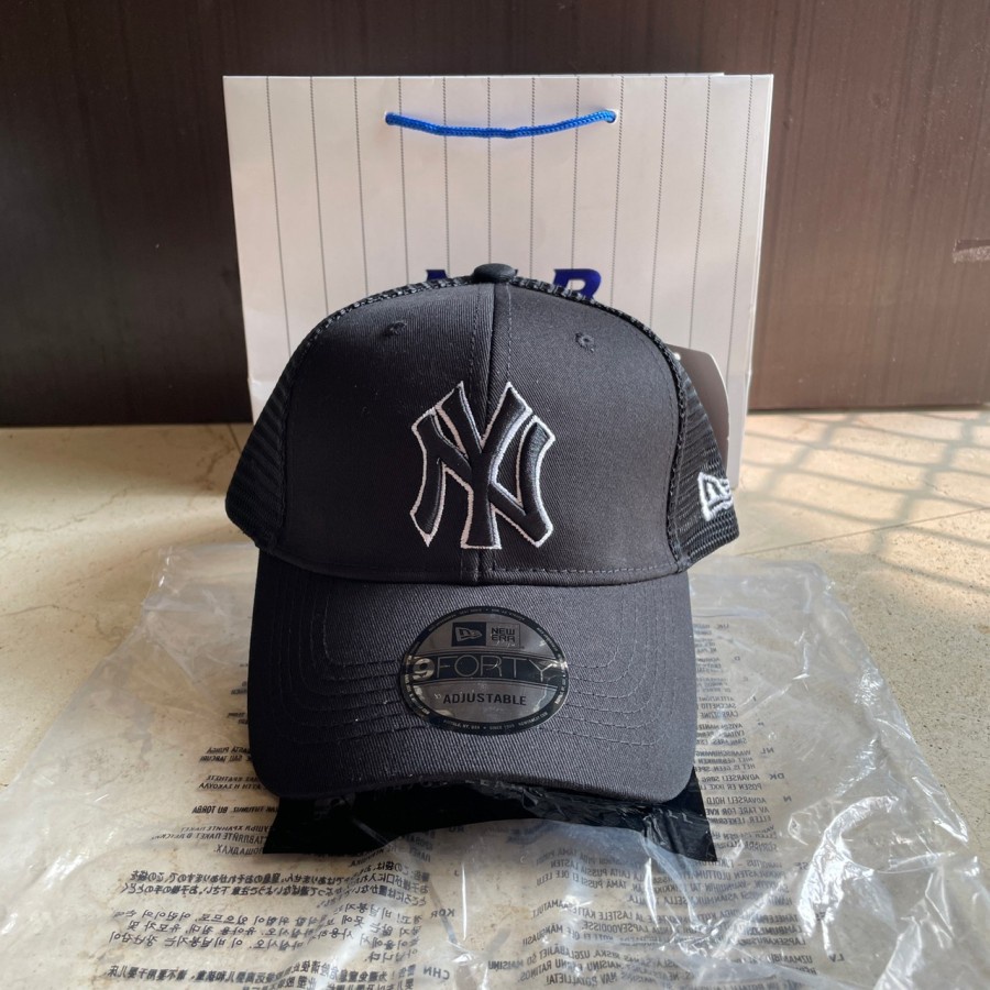 TOPI BASEBALL NY MLB TRUCKER WHIRE LIST ORIGINAL BLACK