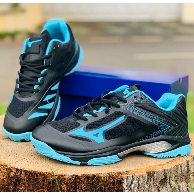 (BAYAR DITEMPAT) DS SEPATU VOLY MIZUNO WLZ 5 LOW BLACKBLUE PREMIUM VIETNAM IMPORT OLAHRAGA VOLLY PRI
