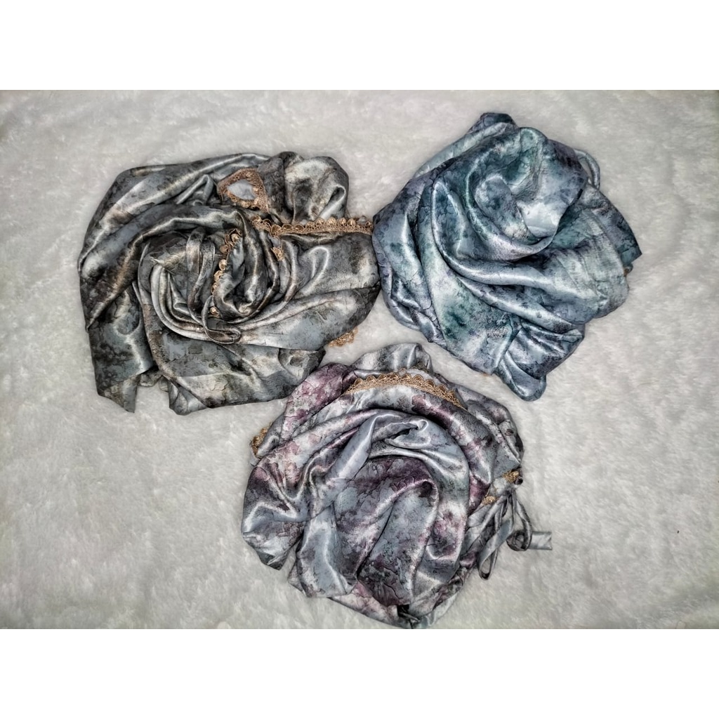 Hanin Muslim / mukena dewasa bahan armani silk motif abstrak 2in1 tas traveling