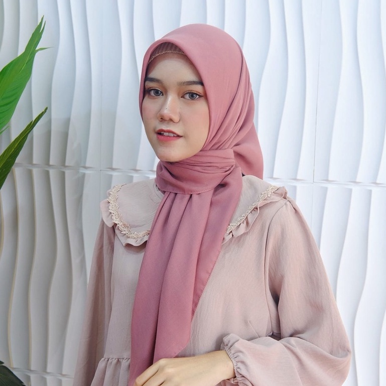 Voal Plain Basic Square HIjab Voal Segiempat Paris Premium Paris Premium Paris Amour Voal Paris Kerudung Segiempat Basic [Jahit Tepi] Segiempat Basic Voal Paris Premium Umama Scarf Jahit tepi Premium / Paris Premium Voal