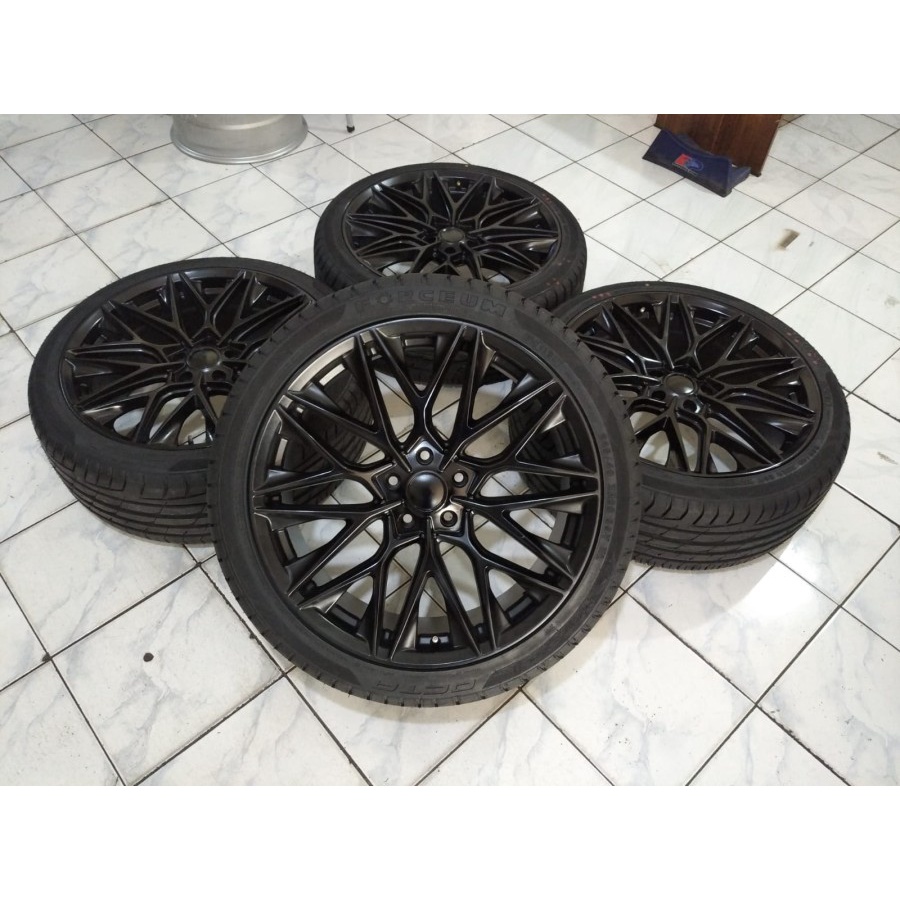 Velg Mobil Seken Ring 20 Lubang 5 SLOUX HSR R20X8,5 5X114,3 ET45 BAN 245 40 R20
