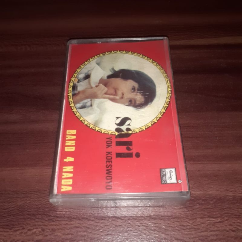 Kaset SARI YOK KOESWOYO - Band 4 Nada