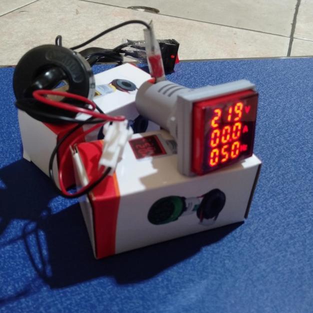 Volt Meter/Amper Meter Digital Ac A+V+Hz 3in1 - Merah