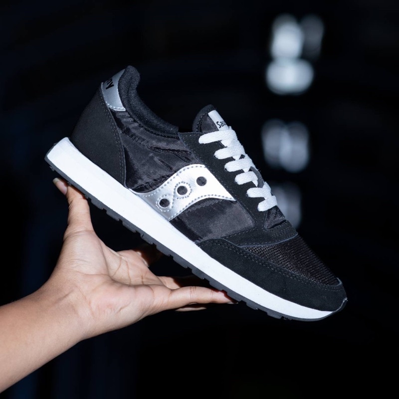 SAUCONY JAZZ VINTAGE BLACK AND SILVER