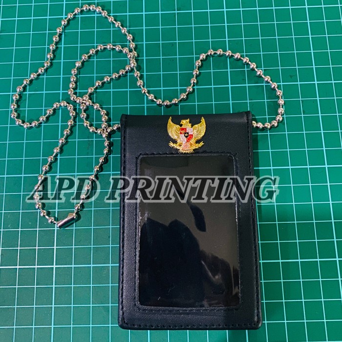 

Name Tag Name Tag Id Card Holder Kulit Garuda Plus Kalung Rantai 2 Sisi Magnet