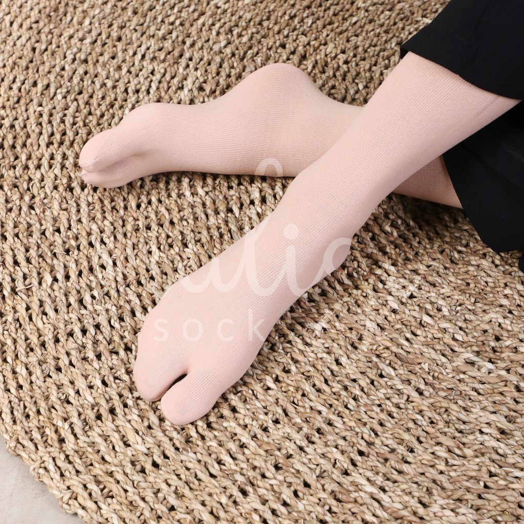 Kaos Kaki Jempol Basic Panjang Wanita &amp; pria Bahan Nylon Premium  (Maligi) JL-01