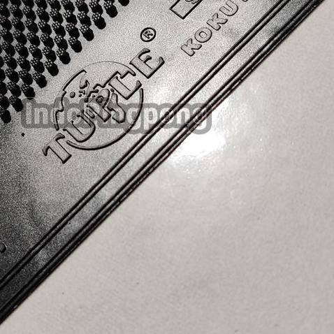 Tuttle 911 OX Kokutaku Tuple ~ Long Pips Karet Bintik Bertahan Panjang - Hitam