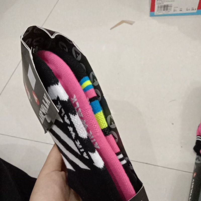 Kaos kaki Airwalk Ashta Low Cut Soc