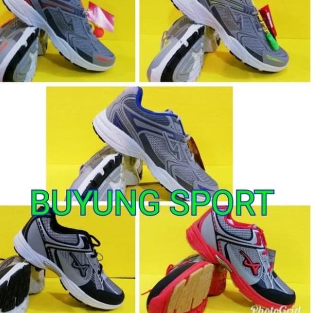Sepatu sport Pria merk PRO ATT/sepatu running pria/