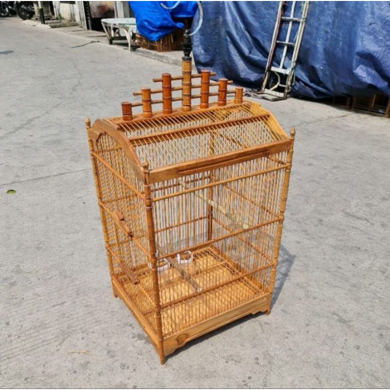 sangkar kotak vernisan motif bambu berjajar