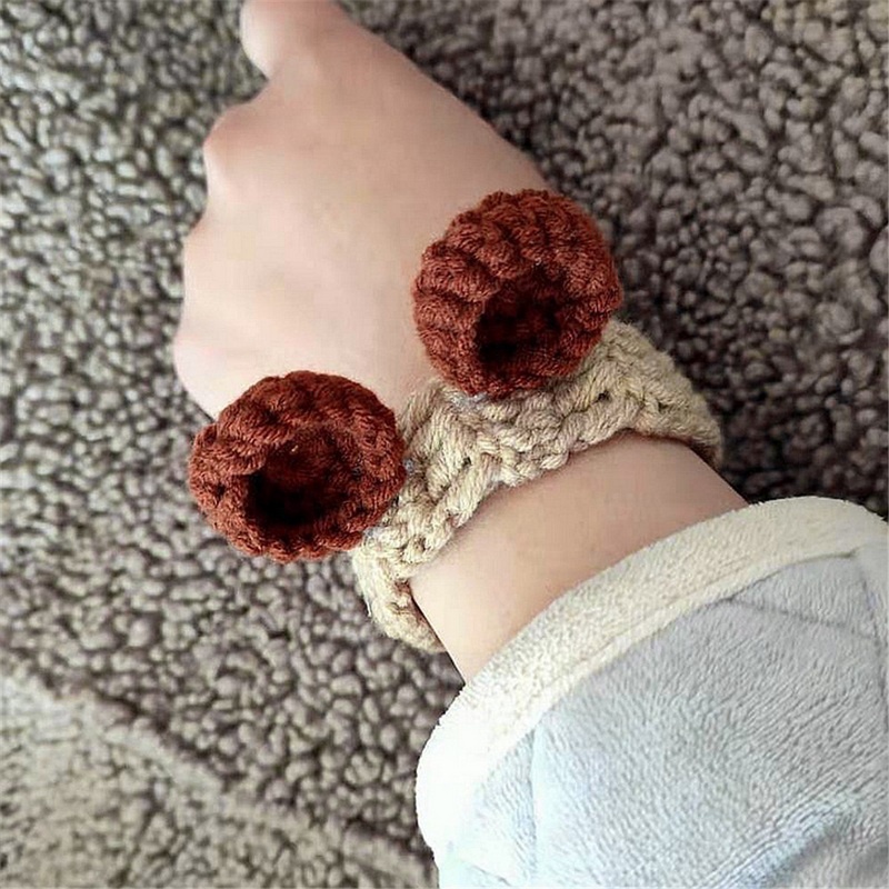 Gelang Tangan adjustable Motif Kartun Kodok Bahan Wol Untuk Wanita