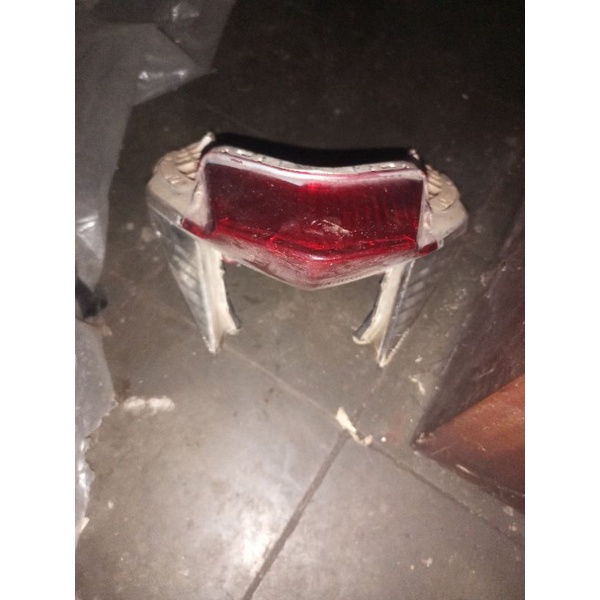stoplamp reflektor dan mika lampu belakang vario 125 old
