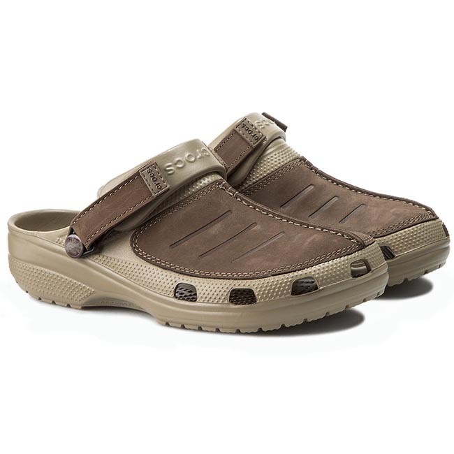 SEPATU SANDAL PRIA / SANDAL CROCS / CROCS YUKON SUEDE MAN - COKELAT PROMO