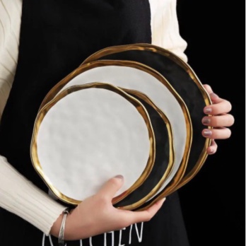 

Promo Nordic Matte Round Plate White Gold / Piring Putih Hitam Gold 8 Inch - Putih Diskon