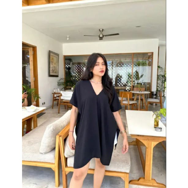 Top Blouse – Atasan Wanita Long Blouse – Long Tunik Square Atasan Wanita Blouse V Neck – Atasan Crinkle AirFlow Kekinian – Atasan Blouse Wanita Crinkle Anti Lecek