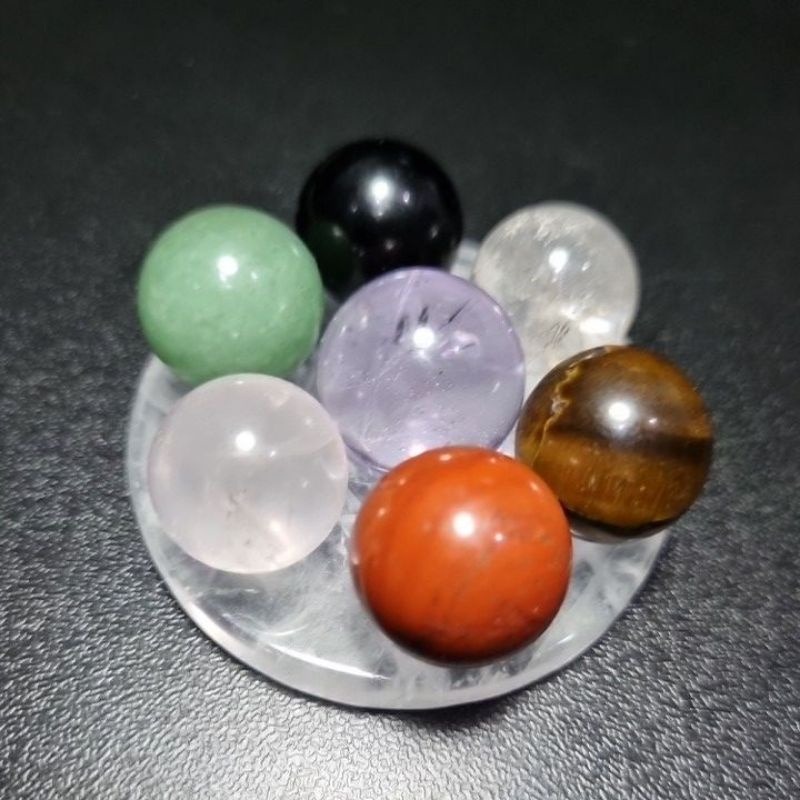 7 Chakra ball set dengan dudukan clear quartz