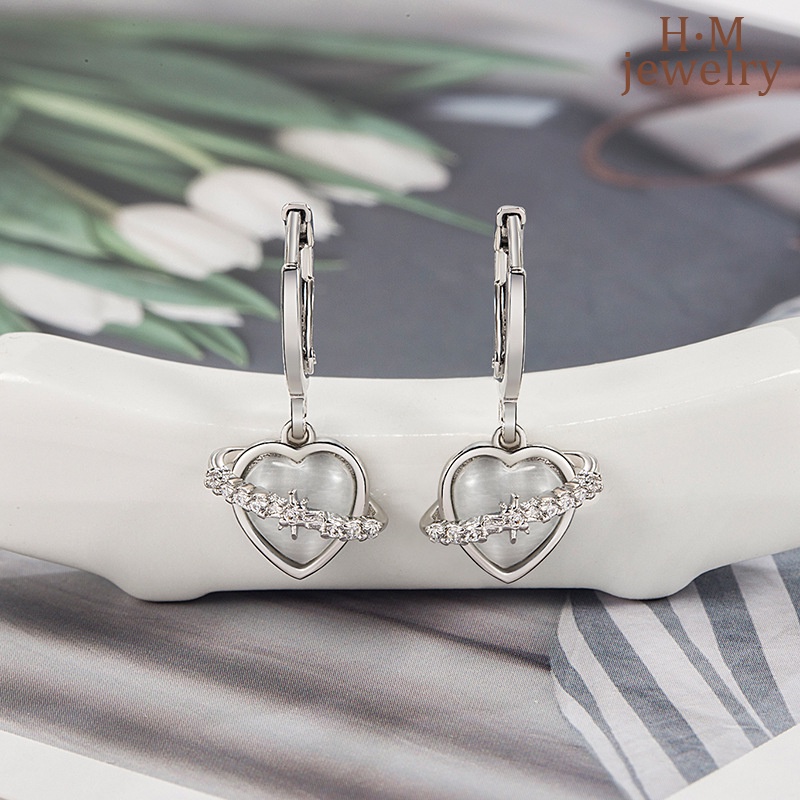 Anting Klip Telinga Bentuk Hati Opal Micro-Inlaid AAA Zircon Asterism