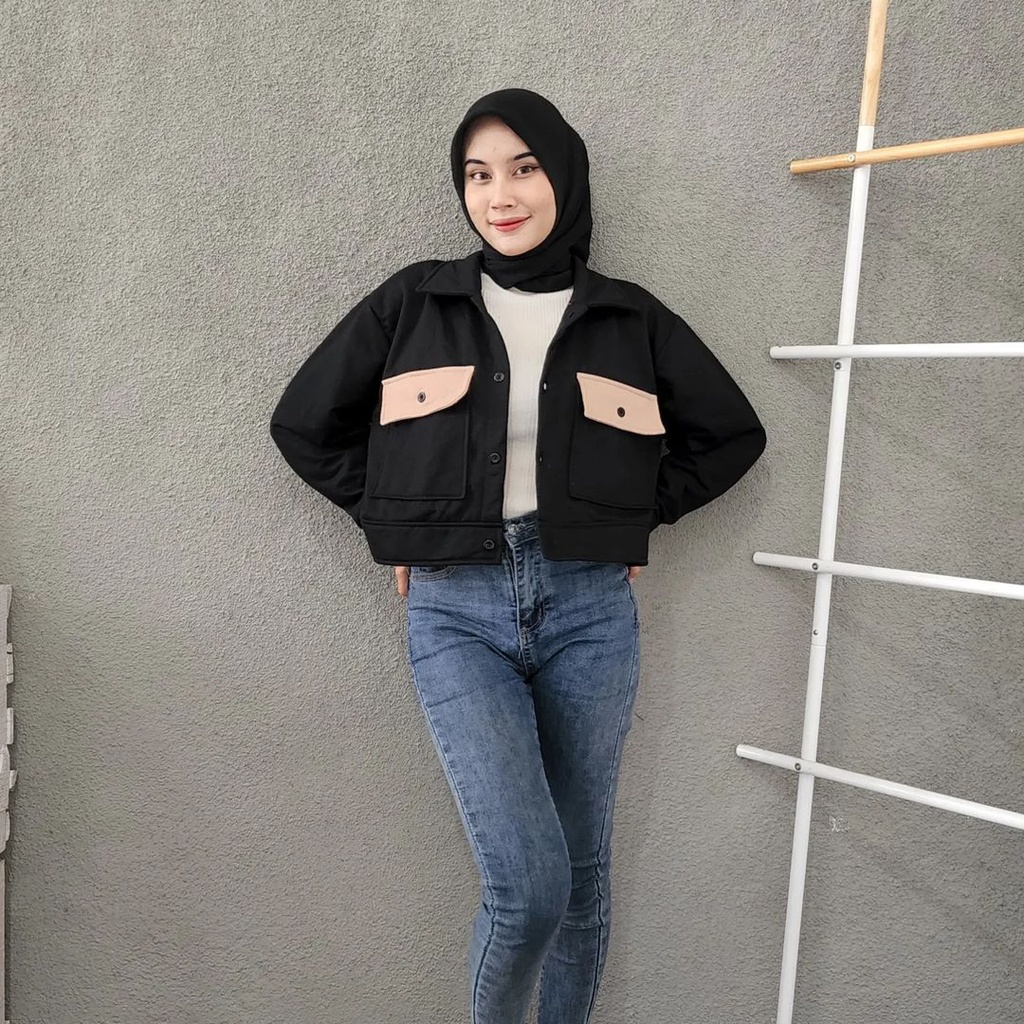 ASHTON COUPLE OVERSIZE DAN CROP JACKET | JACKET WANITA MODEL SAKU KANCING - Jacket Pocket Berkancing Pria Wanita Sweater Oversize | Switer Model Cardigan Fashion Terkini Elegan Dan Casual