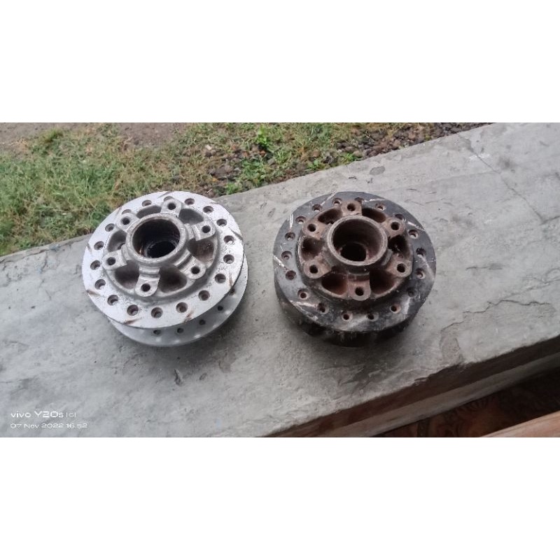 tromol depan tiger ori