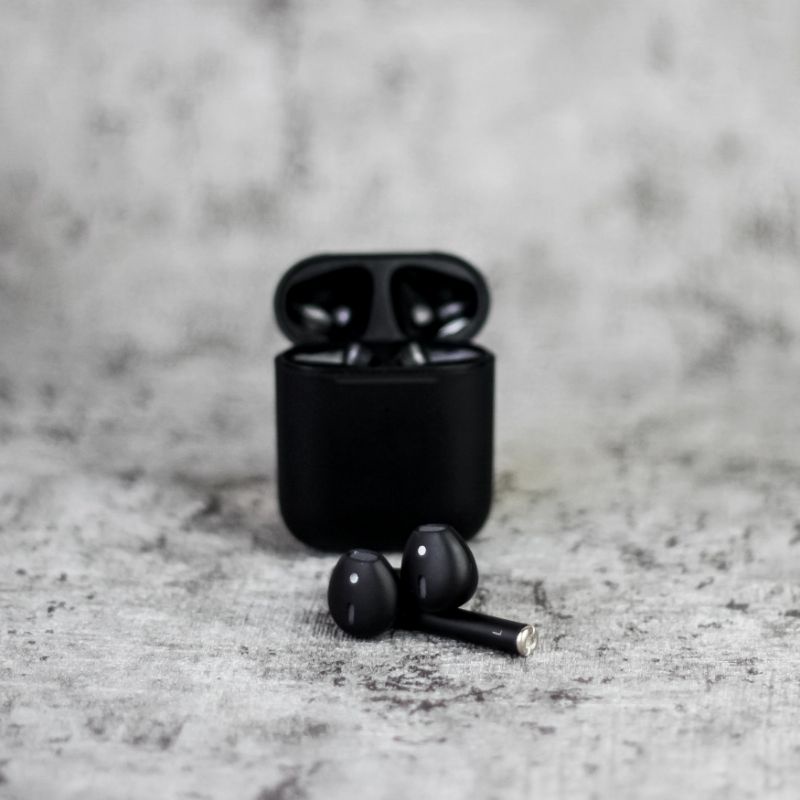 The Pods Gen 2 Black Edition Wireless Charging Case(Highest Version) By Pods Indonesia