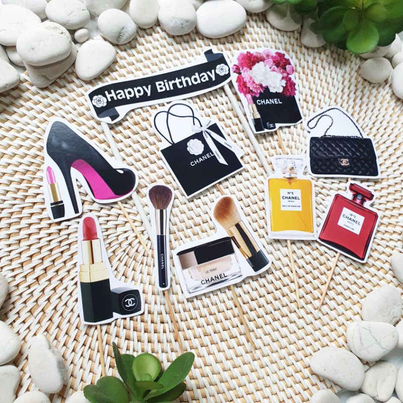 

Chanel Cosmetics Perfume Makeup Kosmetik Parfum Birthday Cake Topper Cupcake Pudding Hiasan Kue 1 set