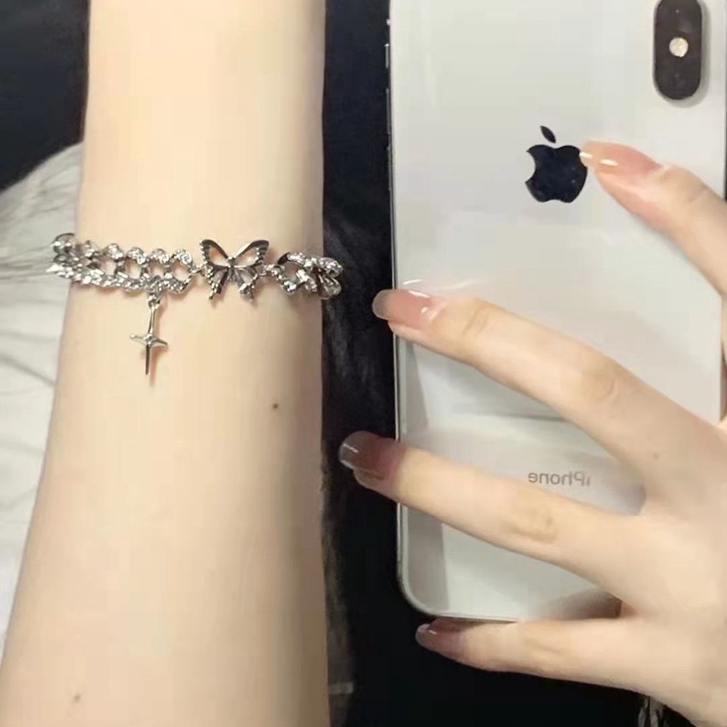 Gelang Rantai Dengan Liontin Bentuk Kupu-Kupu + Bintang Bahan Alloy Untuk Wanita
