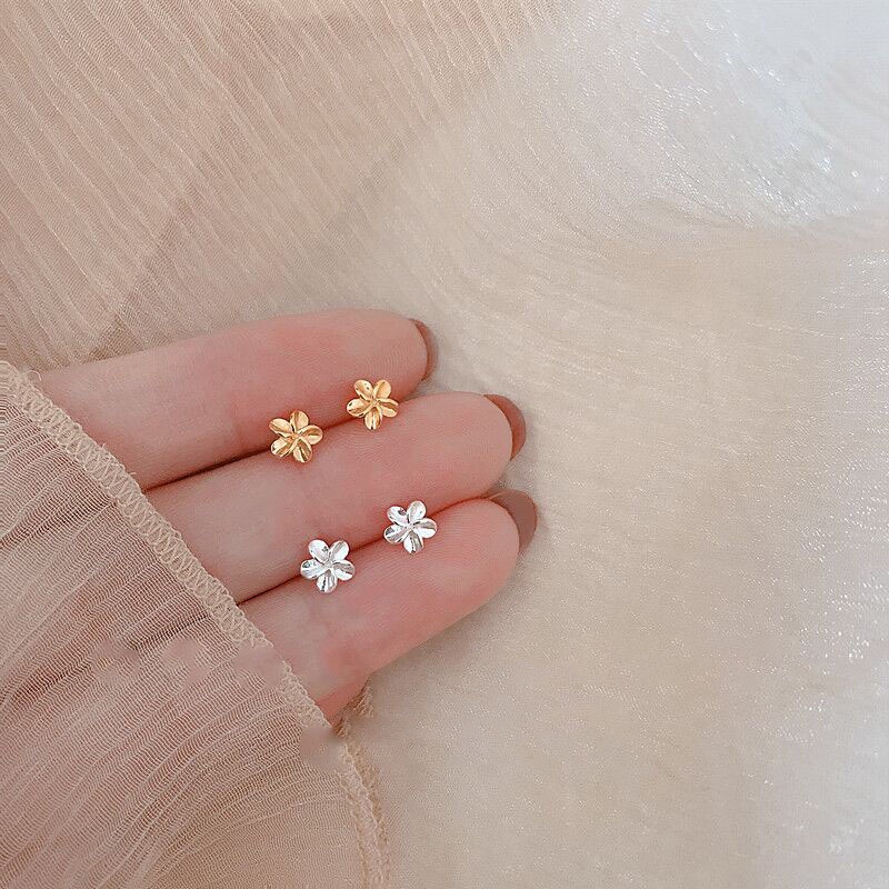 Anting Stud Silver Needle S925 Bentuk Bintang Bulan Dan Kupu-Kupu Kecil Gaya Korea Untuk Wanita