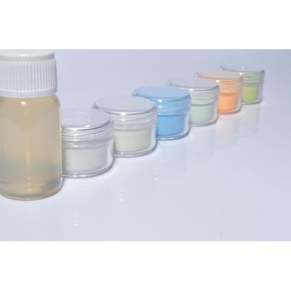 

Lume Binder | Clear Resin Binder | Modeler - Crafting - Hobby - Lumex Turquoise