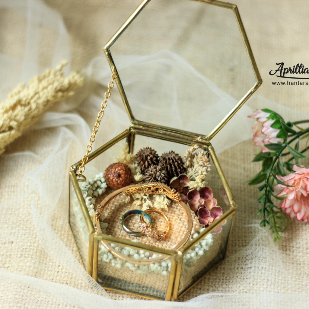 Kotak Cincin Ringbox Rustic Hexagonal