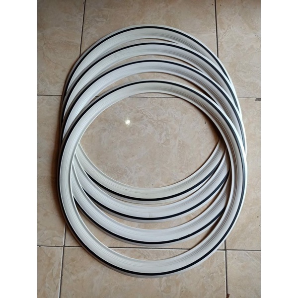 Lis ban ring 17 hitam putih