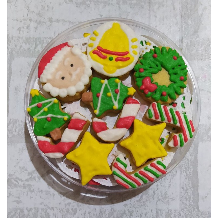 

deon cookies karakter natal