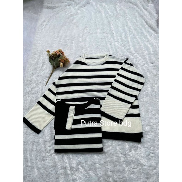 LOLLY SWEATER RAJUT OVERSIZE MOTIF STRIPE