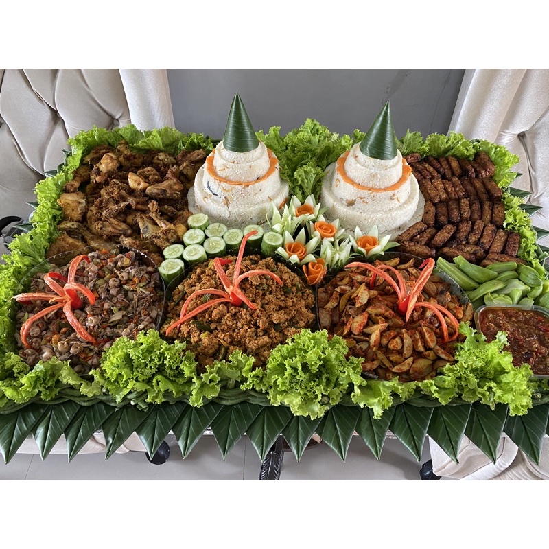 

Nasi Tumpeng Liwet