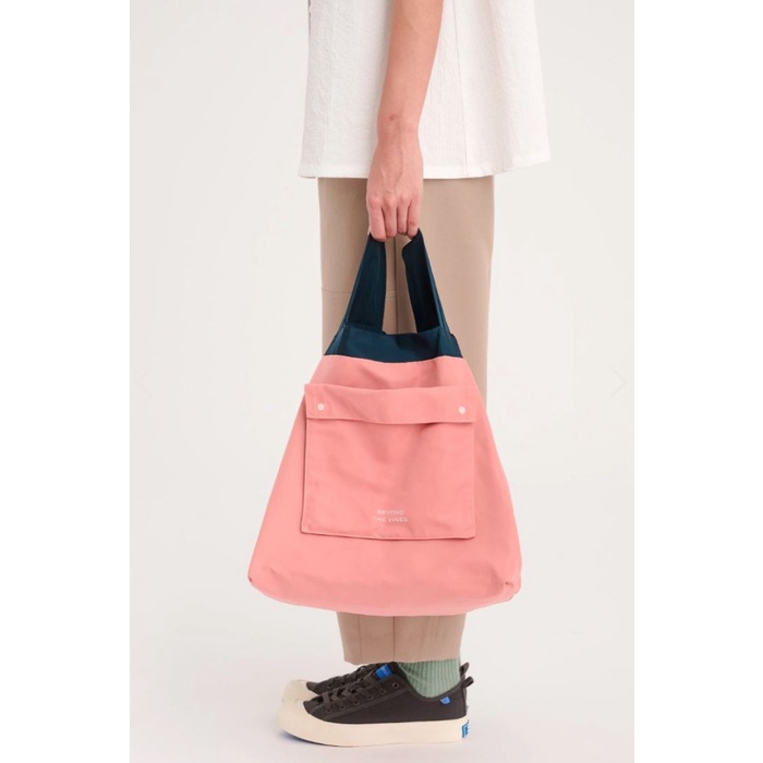 Beyond The Vines BTV Reversible Relaxed Bag