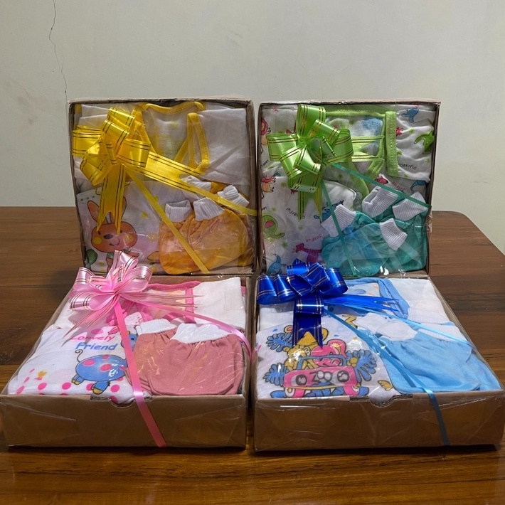 Parsel bayi baru lahir / hampers bayi / Parcel bayi baru lahir / kado bayi / Baby Gift Newborn / Hadiah bayi / Baju bayi / Perlengkapan bayi baru lahir 01