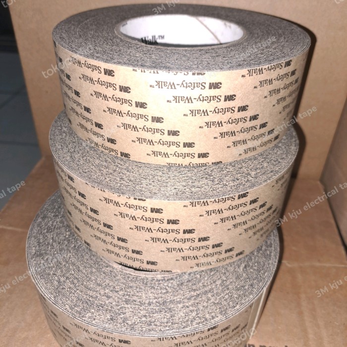 

Tape Safety Walk Anti Slip 3M 610 .2" X 18M. Hitam