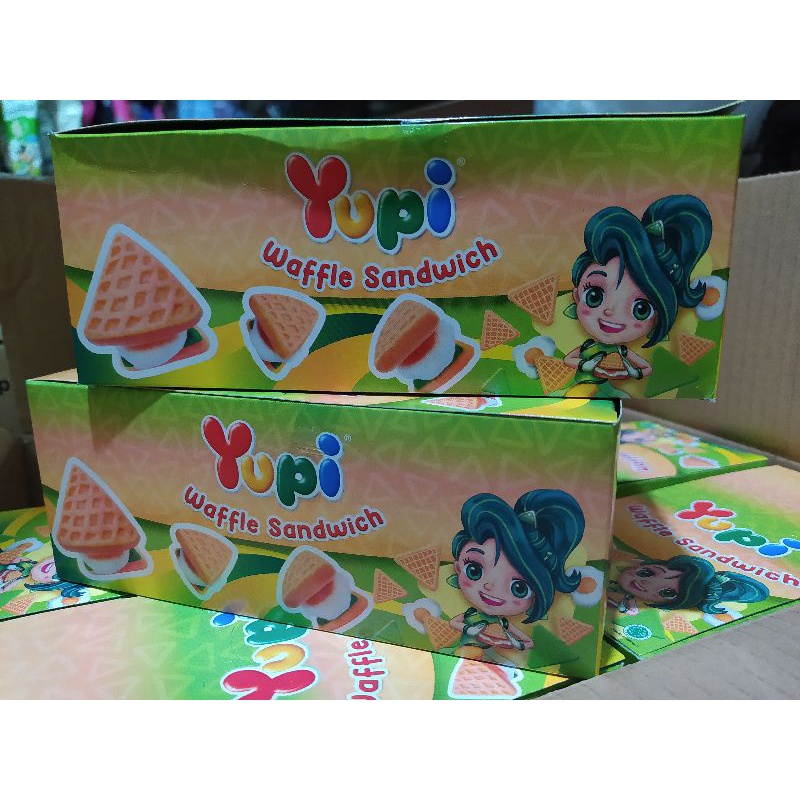 yupi waffle sanwich 1box